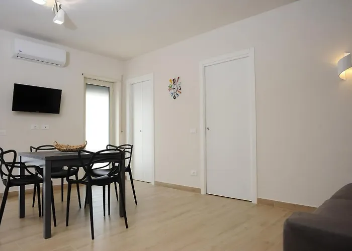 Mare E Storia Apartamento *